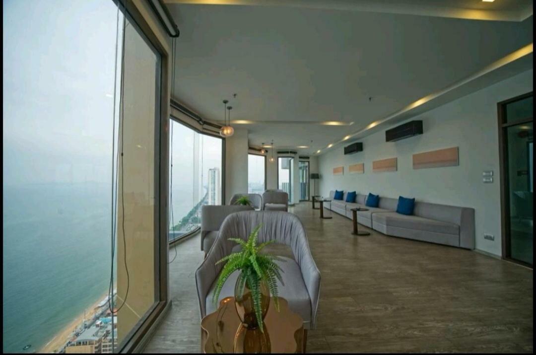 Ar Aeras Pattaya Apartment Exterior foto