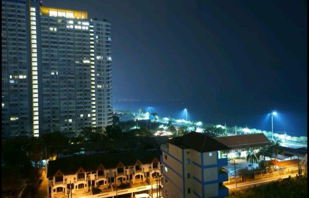 Ar Aeras Pattaya Apartment Exterior foto